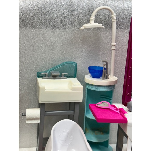 Barbie Styling Station Vanity Mirror Sink Pretend Play Toy Kids Hair Salon Play - Picture 4 of 6